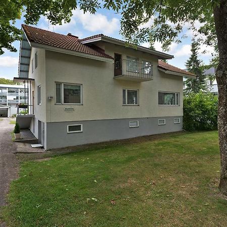 Majoitushuoneisto Tuomipuisto Apartment Naantali Bagian luar foto
