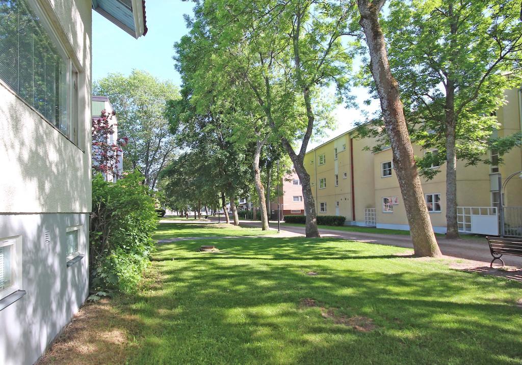 Majoitushuoneisto Tuomipuisto Apartment Naantali Bagian luar foto
