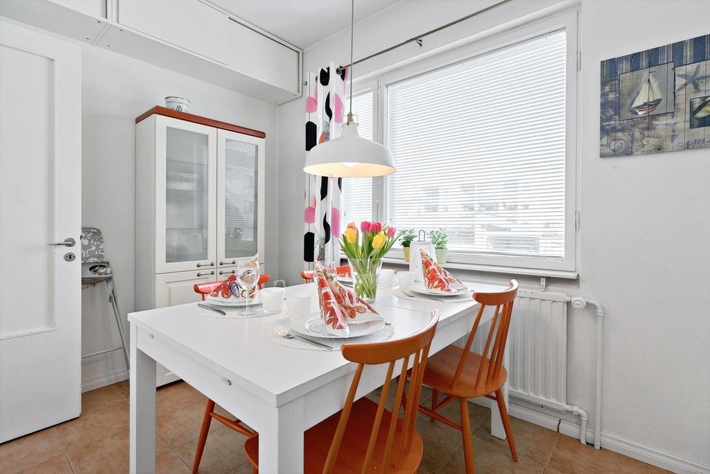 Majoitushuoneisto Tuomipuisto Apartment Naantali Bagian luar foto