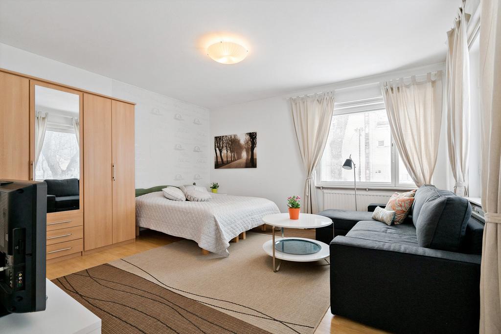 Majoitushuoneisto Tuomipuisto Apartment Naantali Bagian luar foto